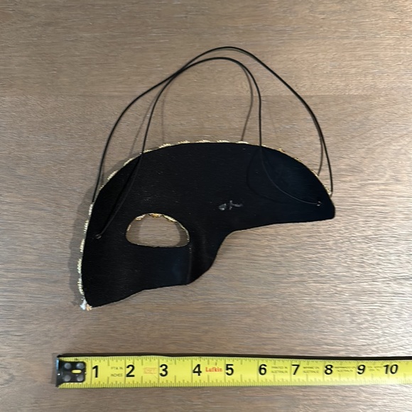 Gold Phantom / Masquerade Mask - Picture 3 of 4